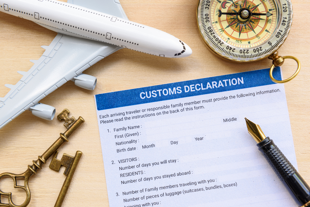 Filling the form on airport to recover missed things