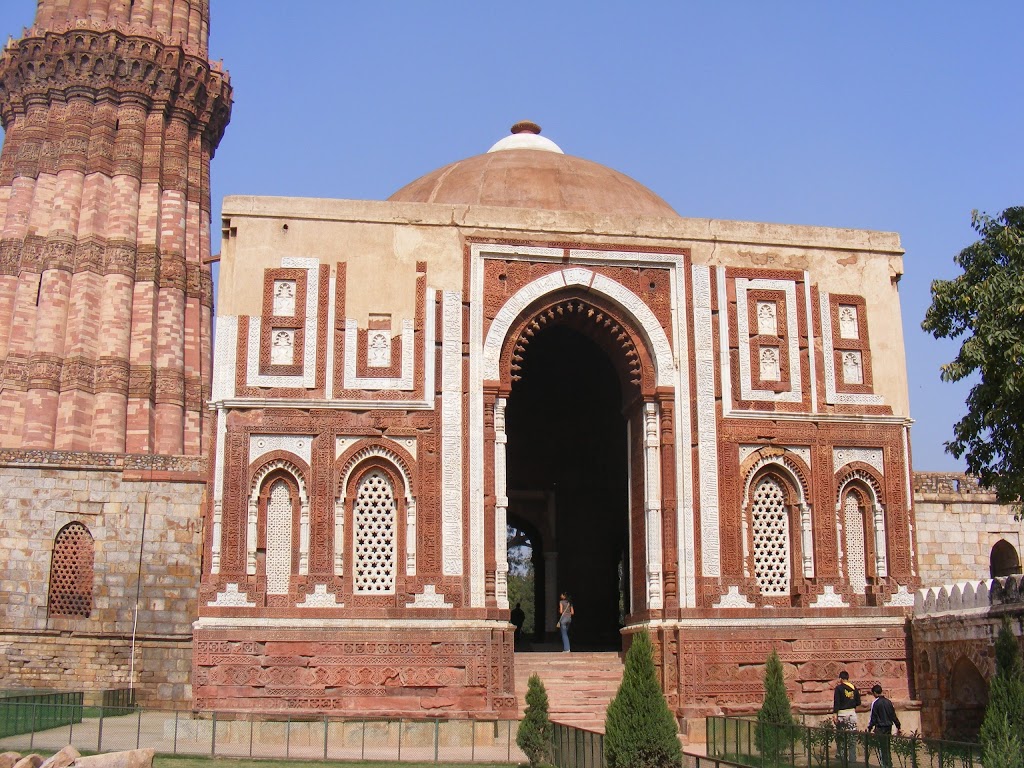 qutab minar complex
