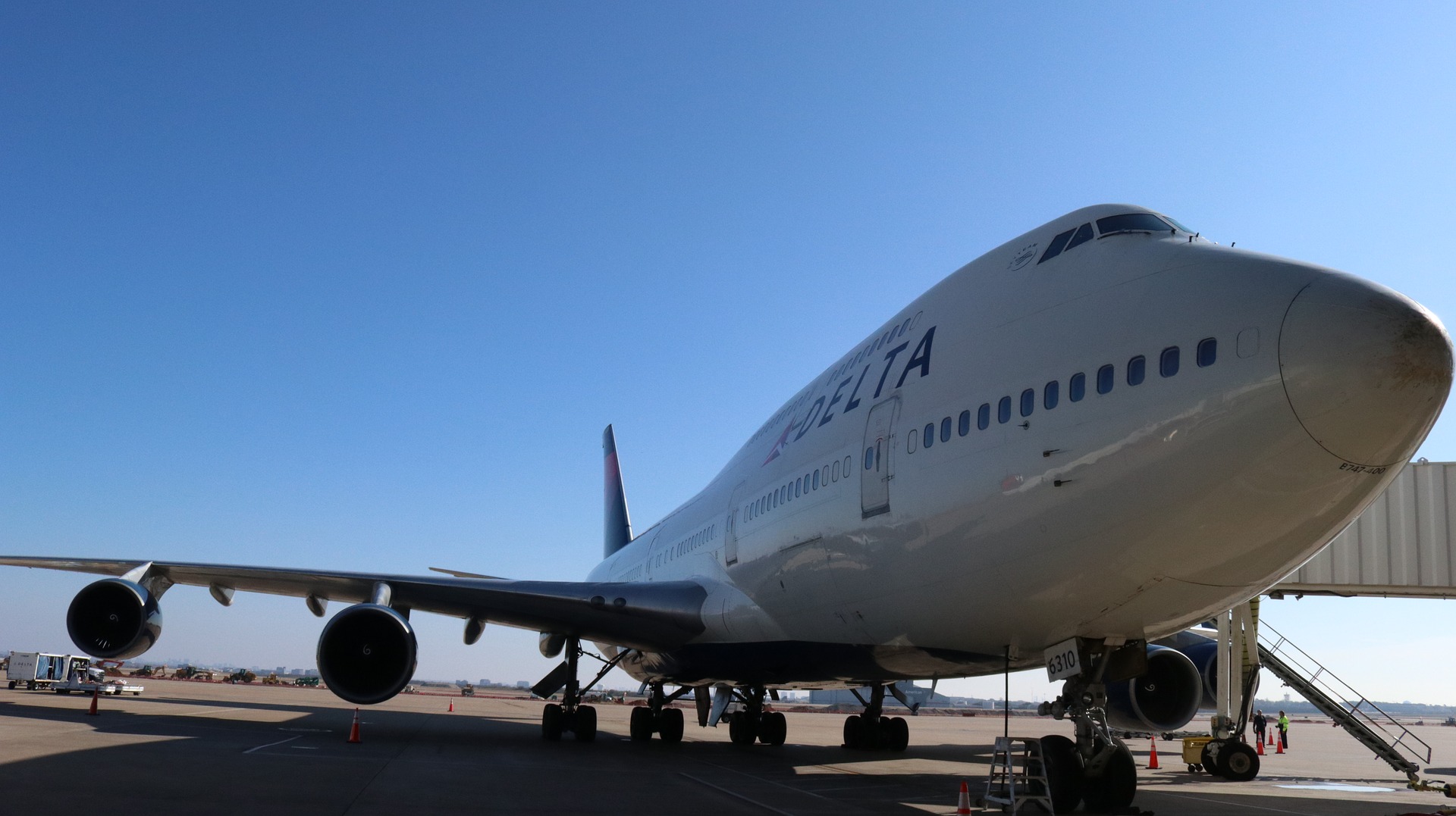 Delta Airlines to Resume Non-stop Flight services from Mumbai to New York | Taj Travel