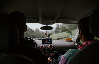 hire a car and a driver in India |Taj Travel
