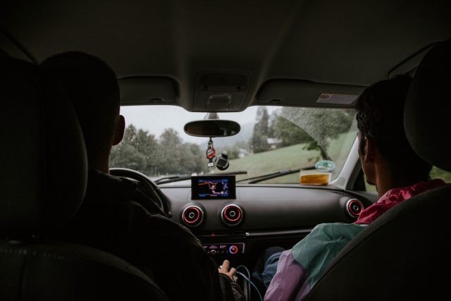 hire a car and a driver in India |Taj Travel